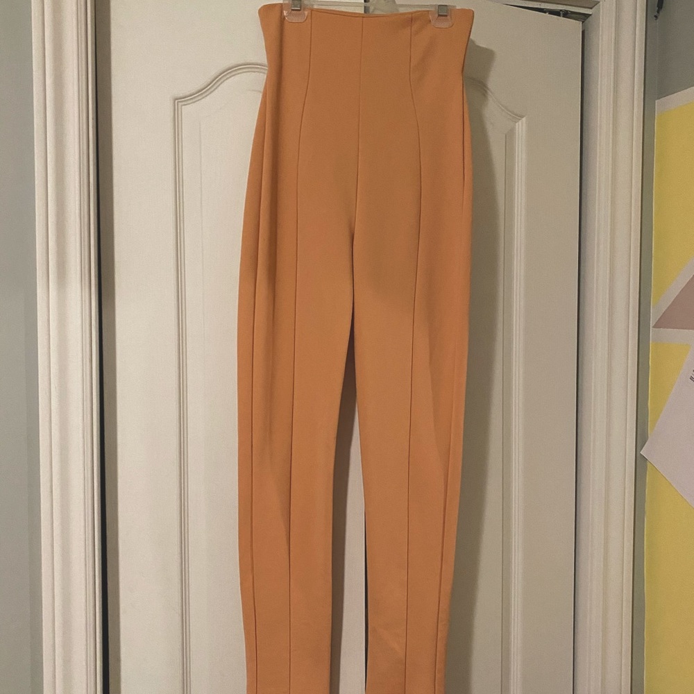Gorgeous Flounce Club Dress Pants